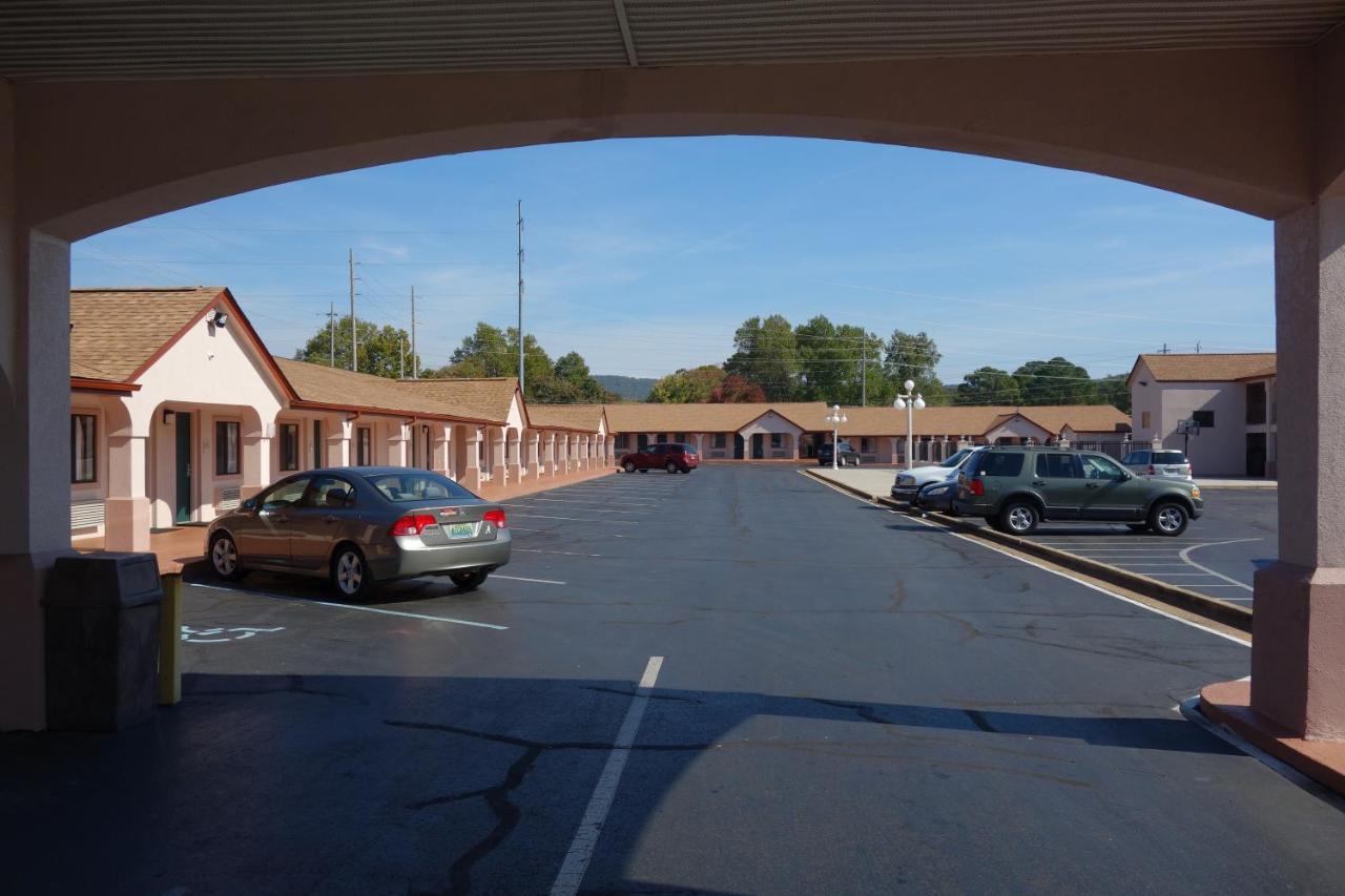 VIP Inn&Suites Huntsville Exterior foto